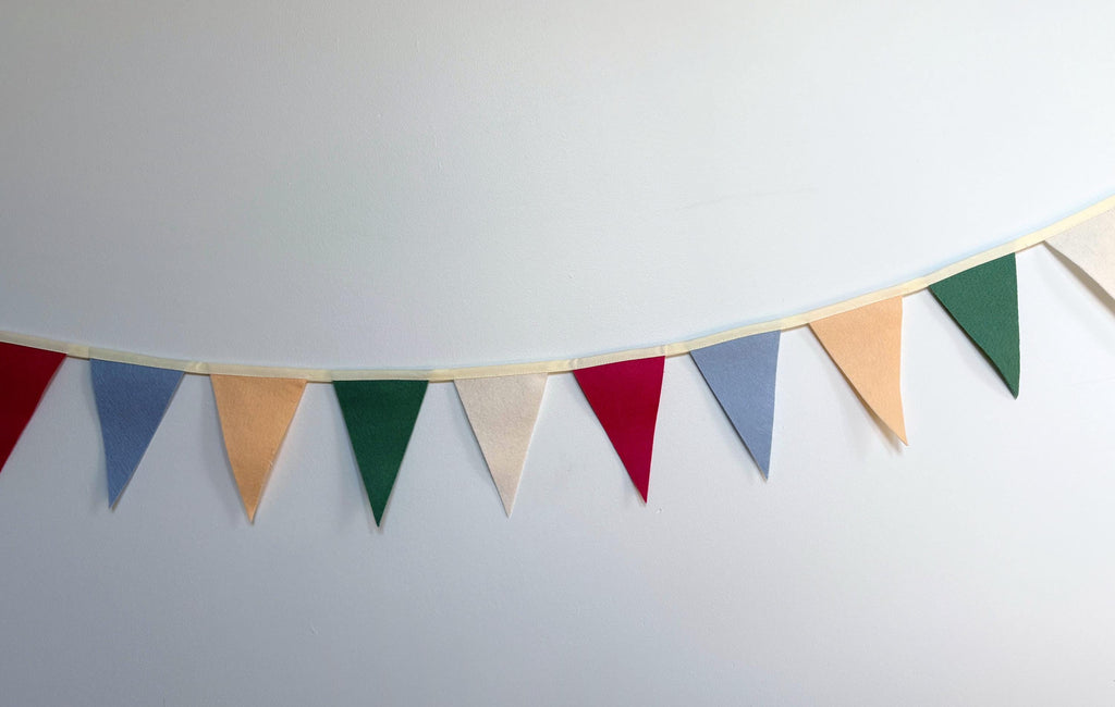 LITTLE FLAGS Bright Colourful Triangle Flag Bunting Garland for Party or Celebration