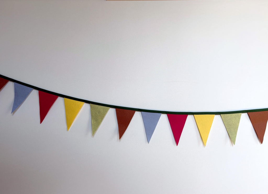 LITTLE FLAGS Bright Colourful Triangle Flag Bunting Garland for Party or Celebration