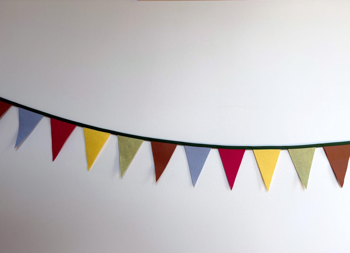 LITTLE FLAGS Bright Colourful Triangle Flag Bunting Garland for Party or Celebration